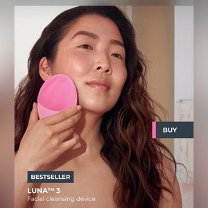 FOREO Luna 3 Facial Cleansing Device